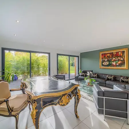 Dream 5bd For Families - Geneva Centre 14km By Guestlee