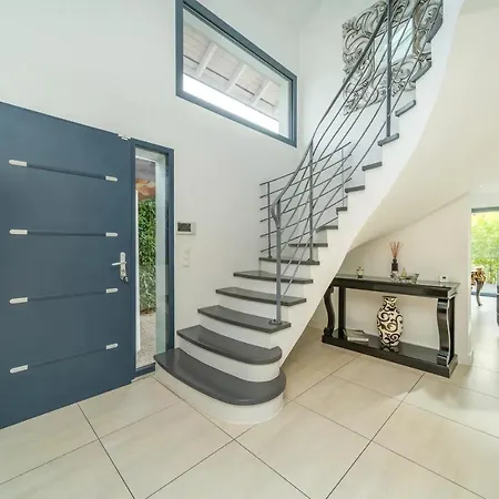 Dream 5bd For Families - Geneva Centre 14km By Guestlee Villa Veigy-Foncenex